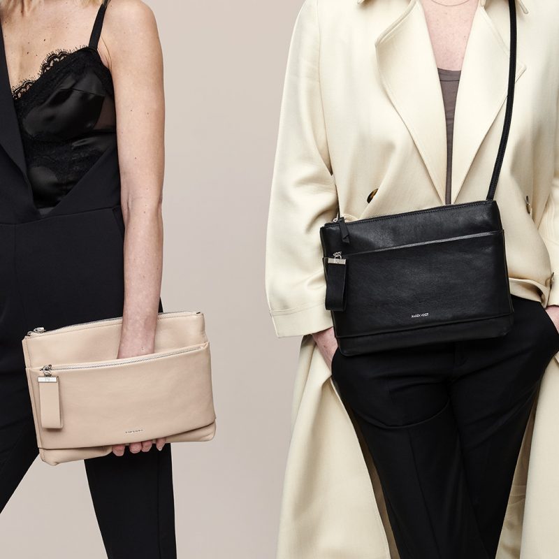 Karen sac-pochette-bandouliere-cuir-lisse-nude-espiegle-karenvogt-6